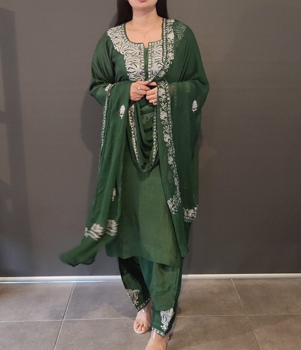 Kashmiri Suit