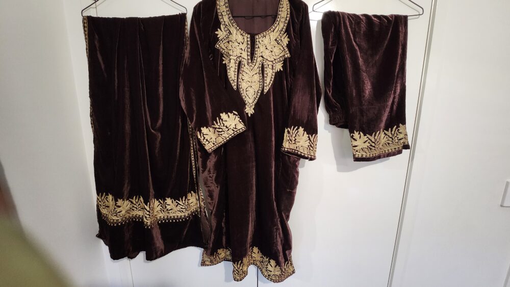 3pcs Kashmiri Pheran - Image 6